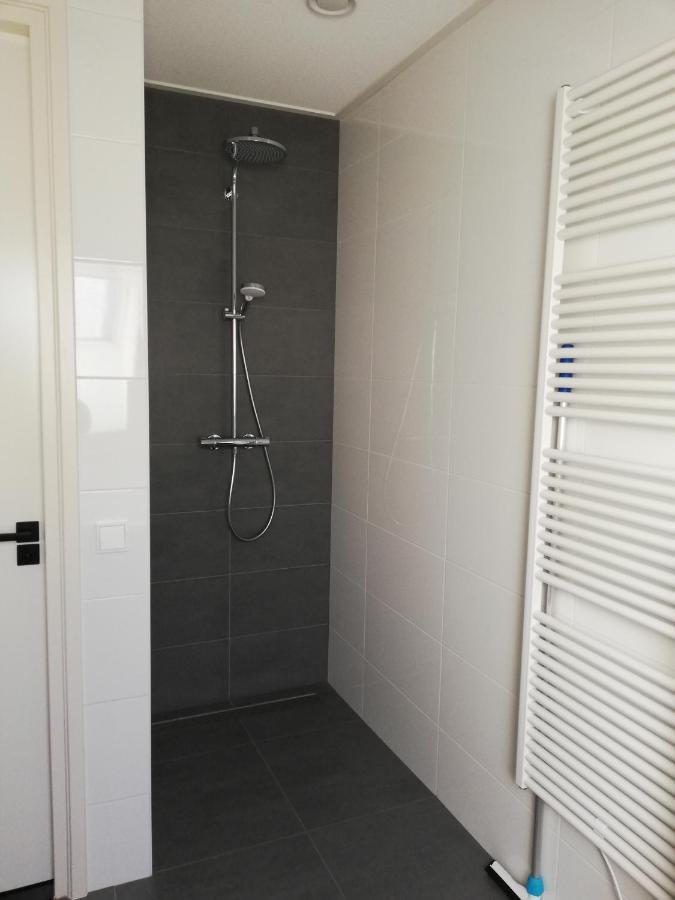 Paardenstal Apartment Холум Екстериор снимка